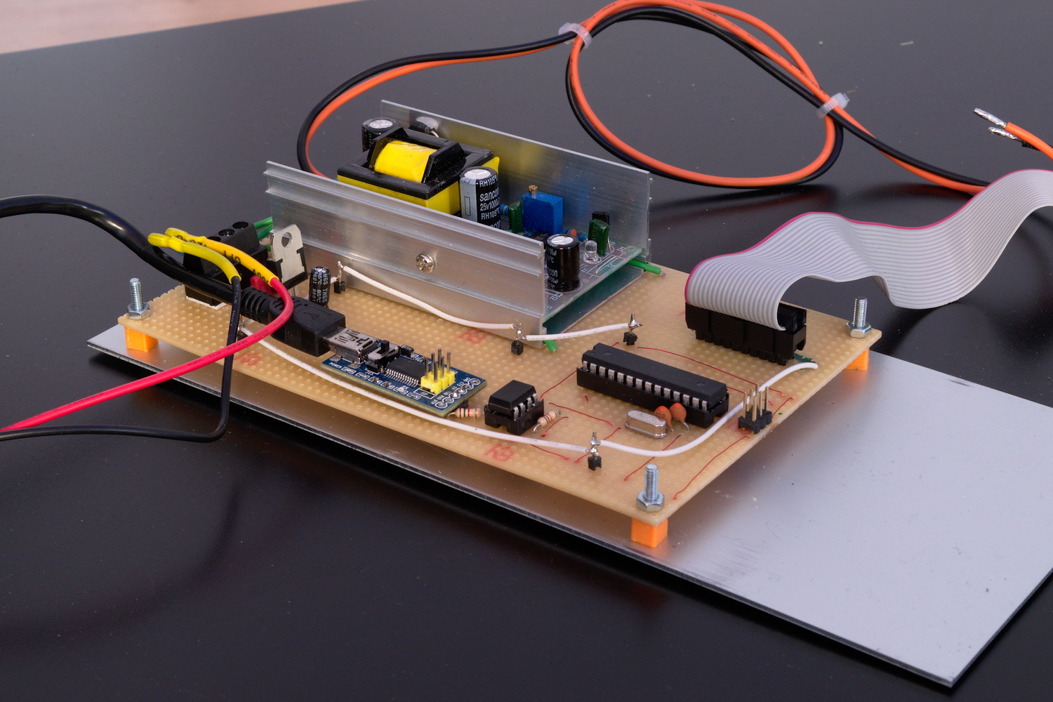 Detailed view of the lower circuit board